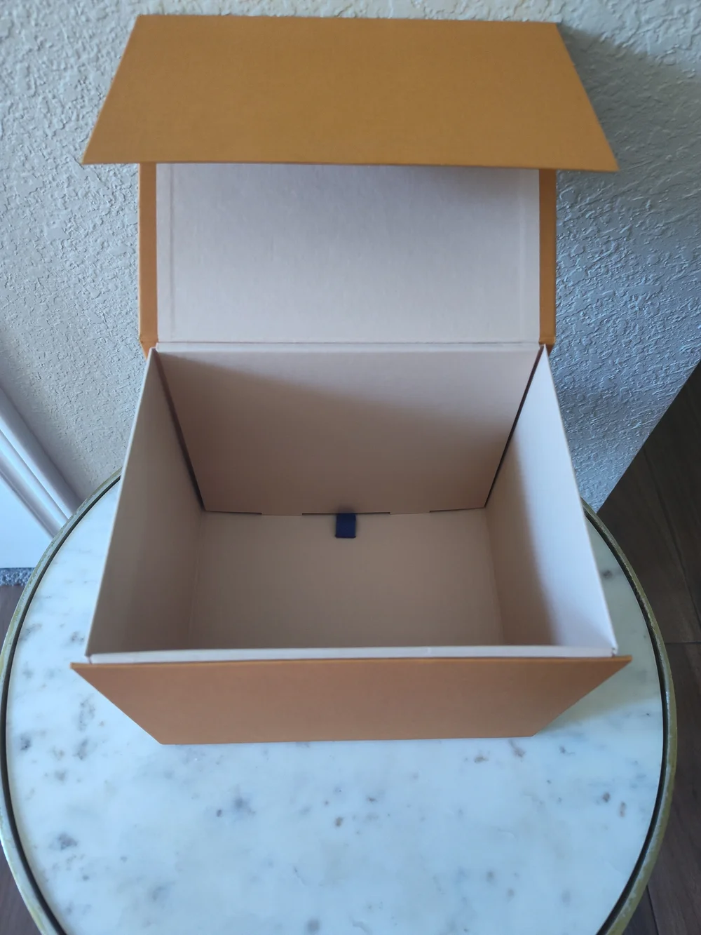 LOUIS VUITTON Magnetic Gift Box 8